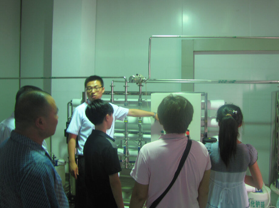 棗莊龍頭來訪迅達康獸藥