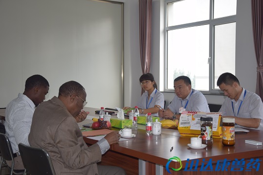 Dr. Olatunde ��ʾԸ�cѸ�_(d��)�������L���Ѻú����P(gu��n)ϵ�����w������(x��)��(ji��)������ӑ֮��