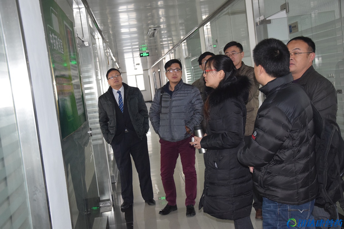 ����̩ɭ���F�����׽�������ڐ۽��팦������Ѹ�_���M�Ќ��˿��u